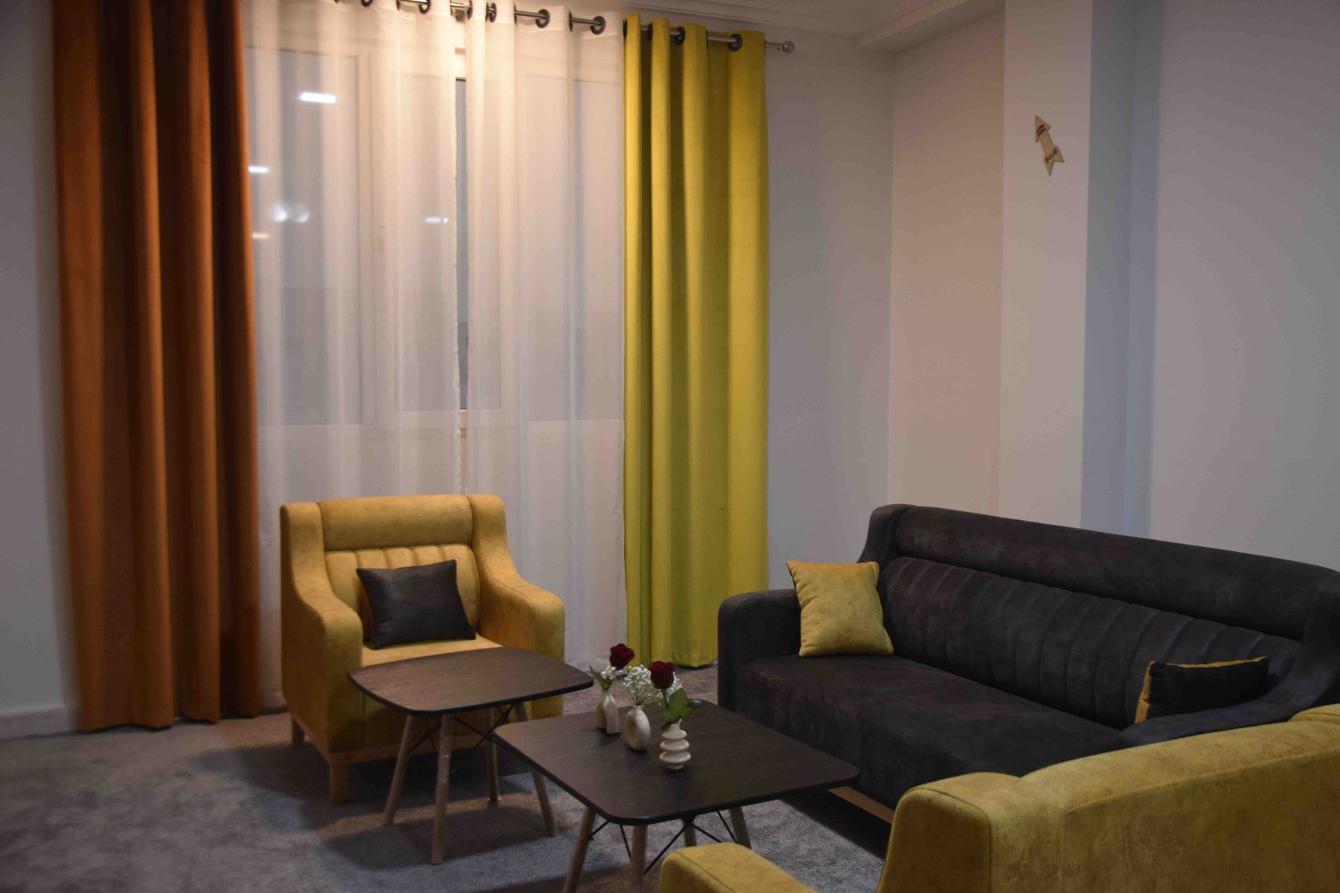 آپارتمان دوخوابه بولسا‌‌ واحد ۳ - انتخاب عنوان تصویر