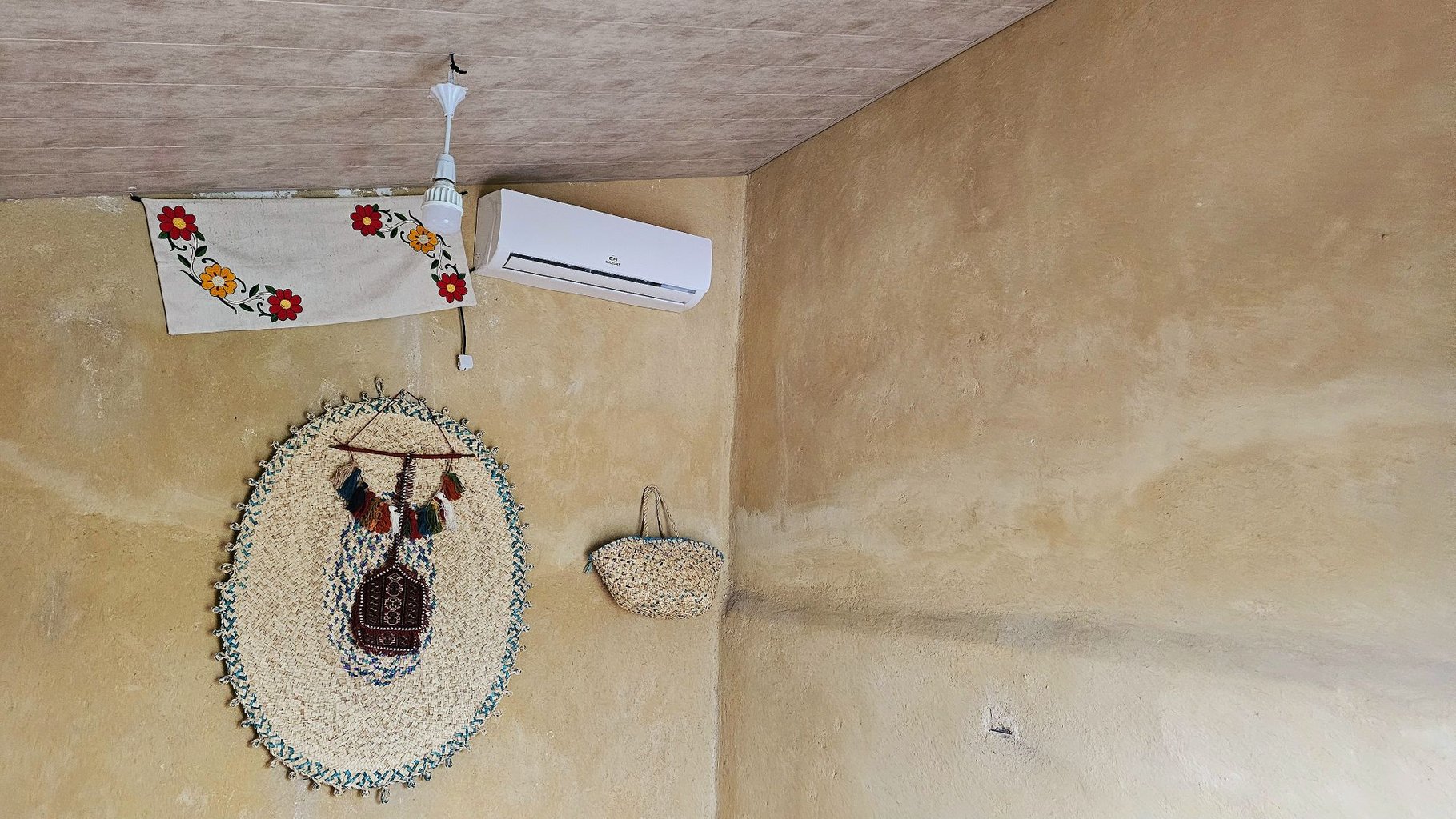 یک خوابه بام کلباد واحد نِپار