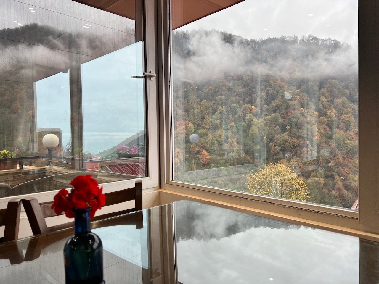 آپارتمان دوخوابه سرولات جنگلی 