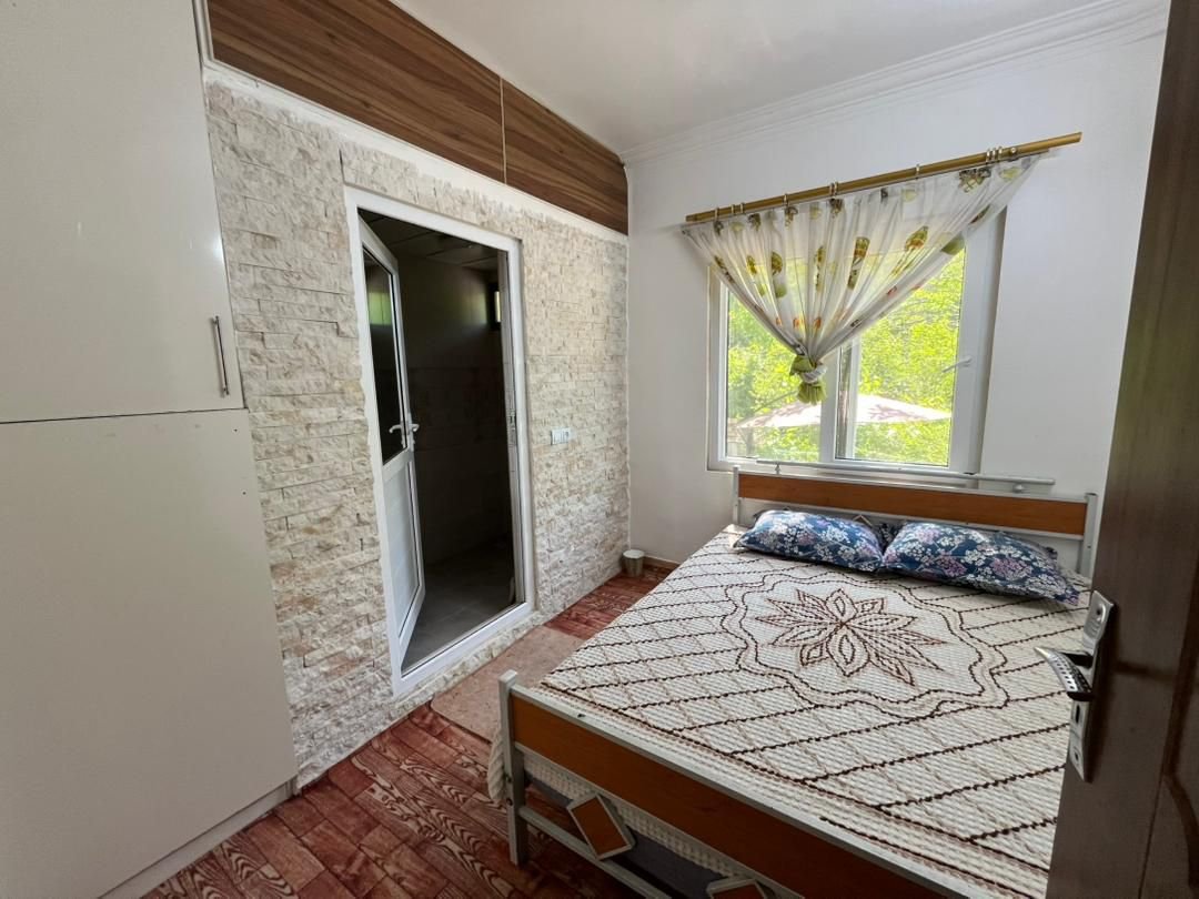 یک خوابه جنگلی هلیخال