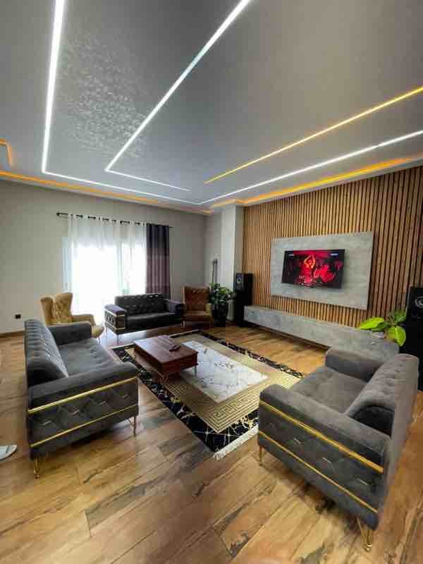 ویلا دوبلکس استخردار آبگرم چهارخوابه آوا