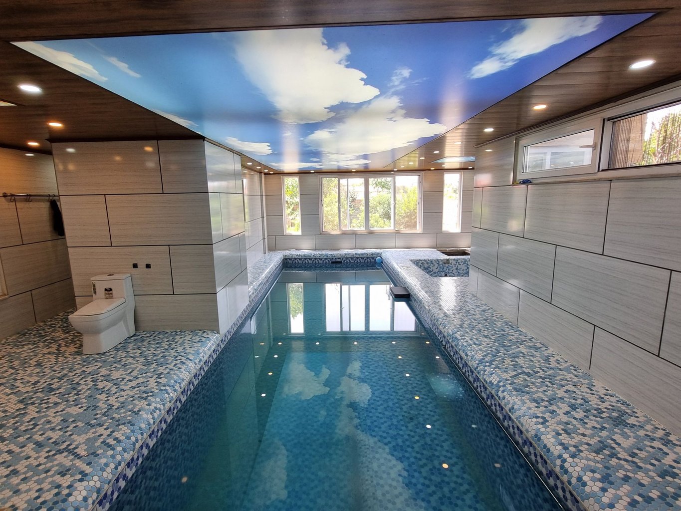 ویلا دوخوابه استخردار آبگرم گلستان 