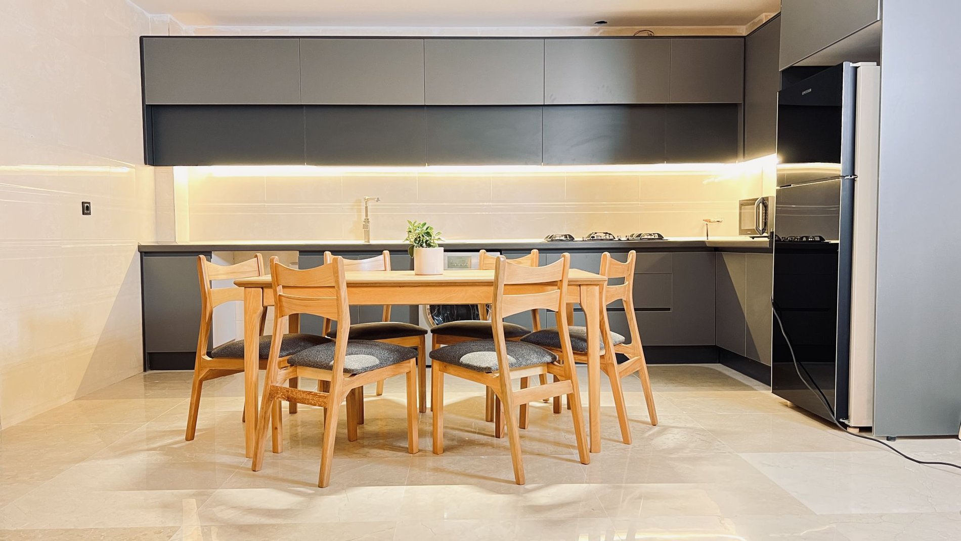 آپارتمان دوخوابه کامرانیه واحد 422