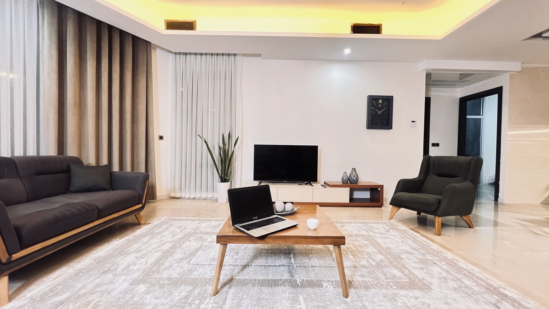 آپارتمان دوخوابه کامرانیه واحد 422