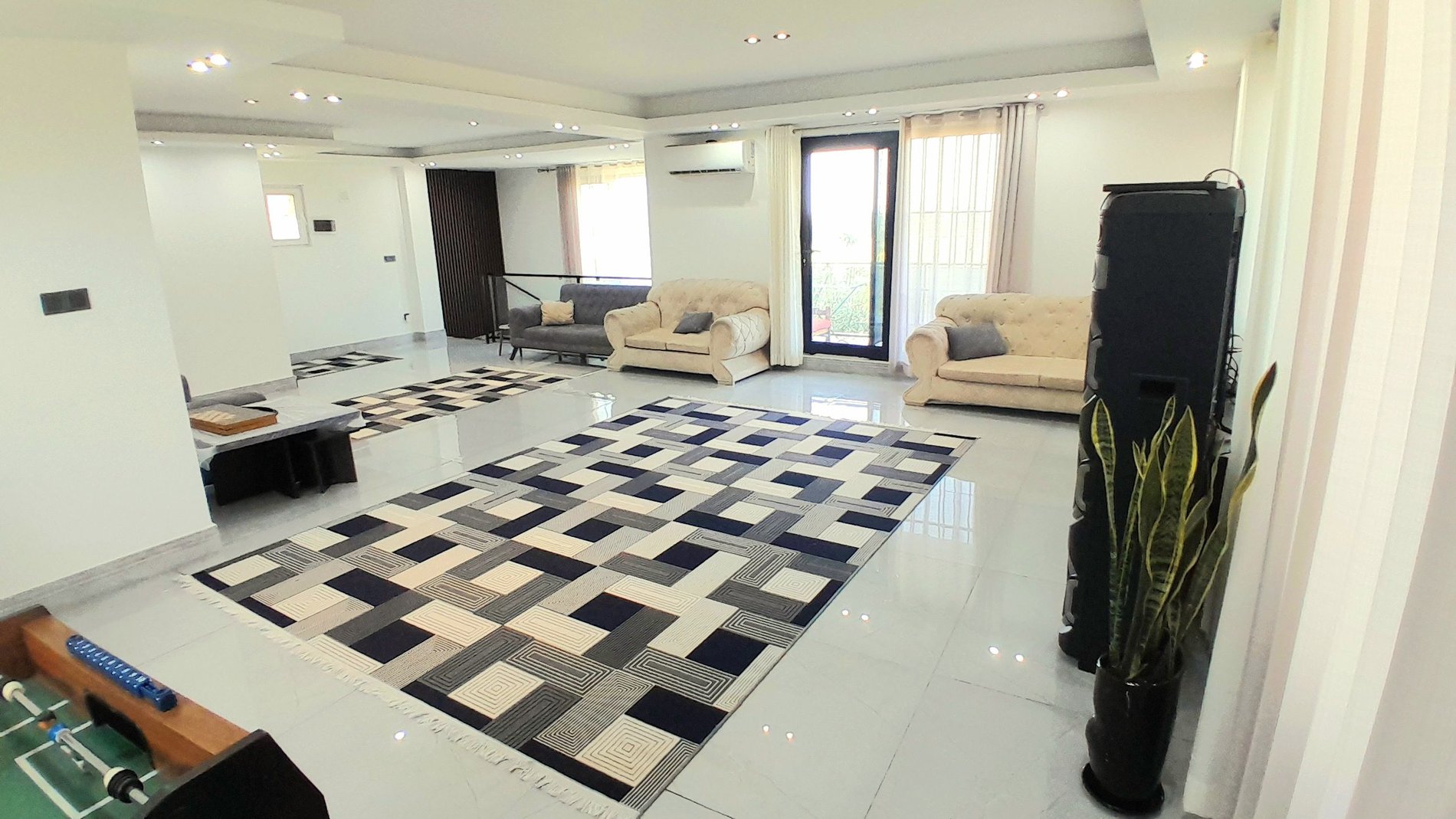 سه خوابه استخردار آبگرم دریا 11