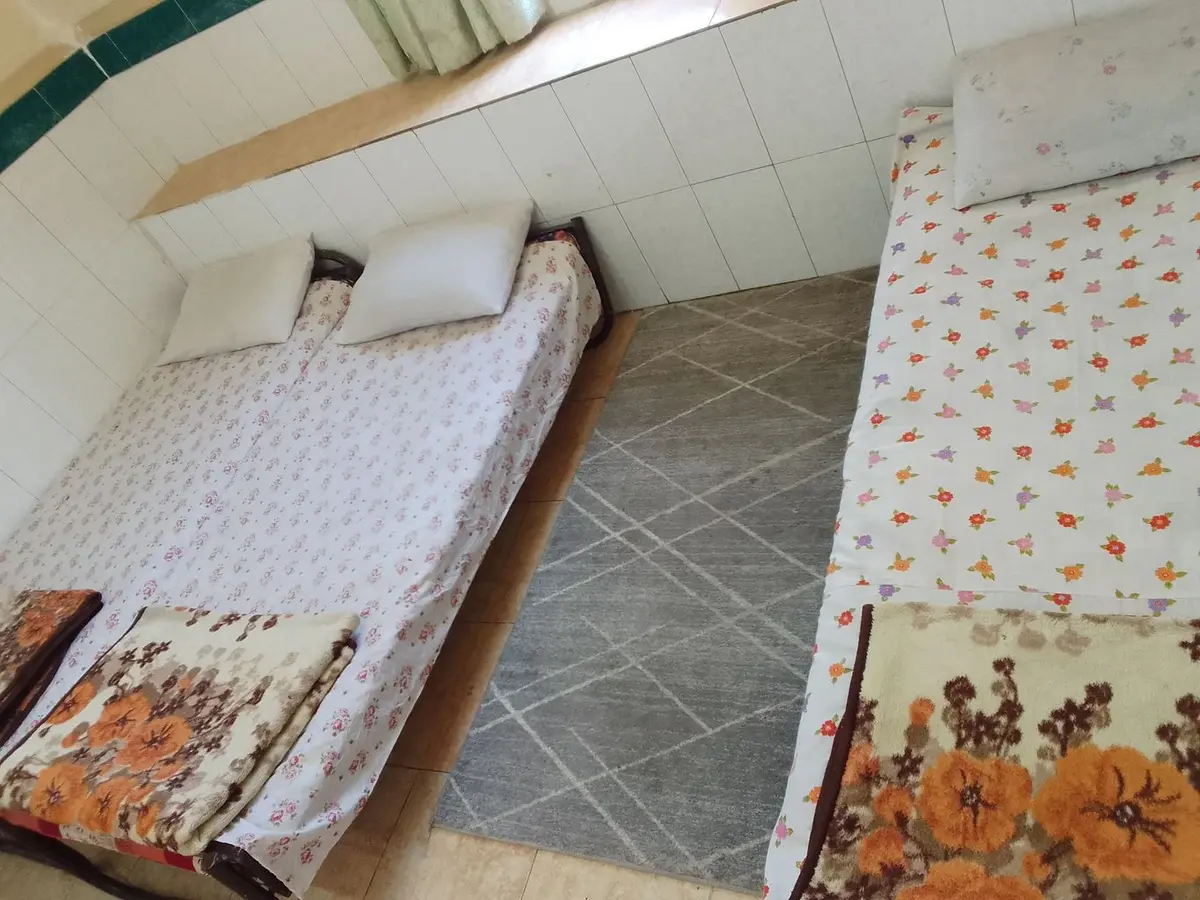 مسافرخانه راستی - واحد 7