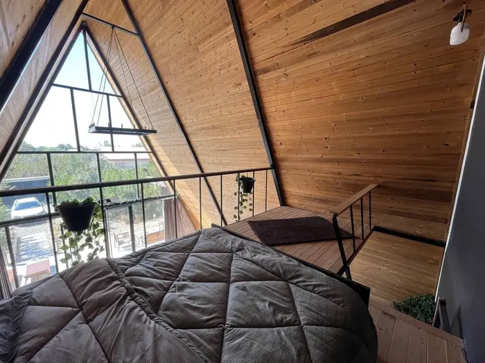 ویلا دوخوابه سوئیسی باغستان