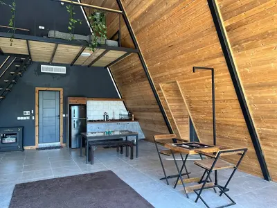 ویلا دوخوابه سوئیسی باغستان