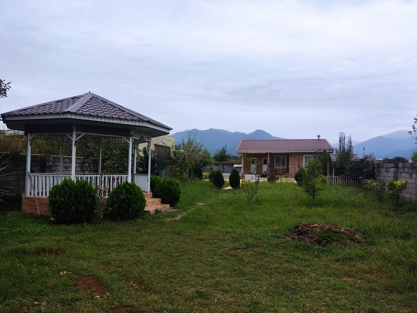 سوئیت فلت روشنگر