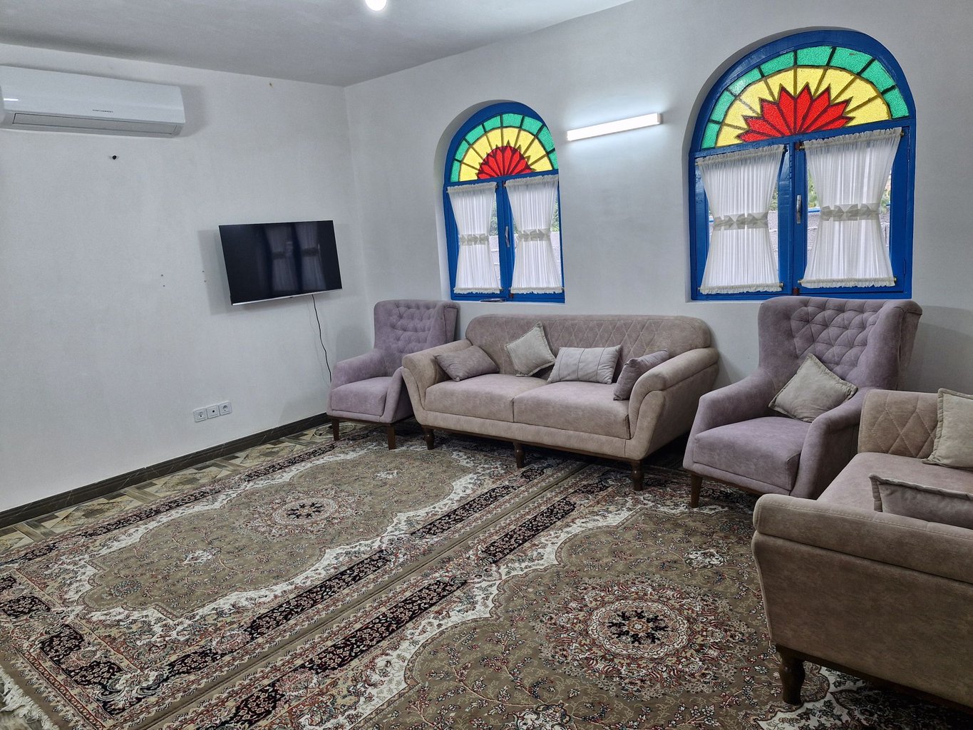 کلبه یک خوابه روستایی باران