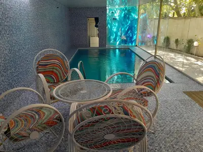 ویلا یک خوابه استخردار آبگرم سرو