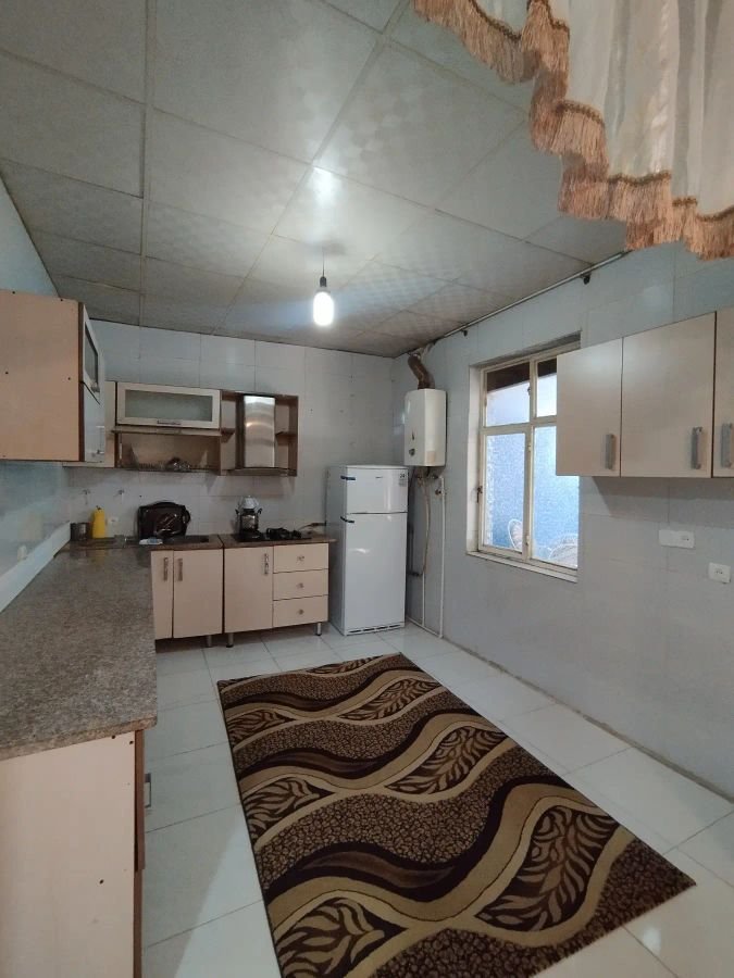 یک خوابه استخردار آبگرم سرو