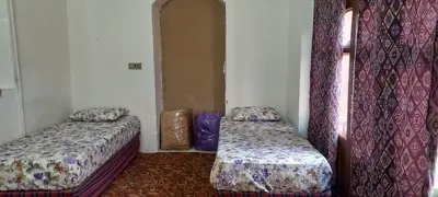 بومگردی هوفر - واحد نرگس