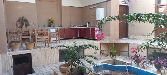 بوم گردی هوفر - واحد نرگس