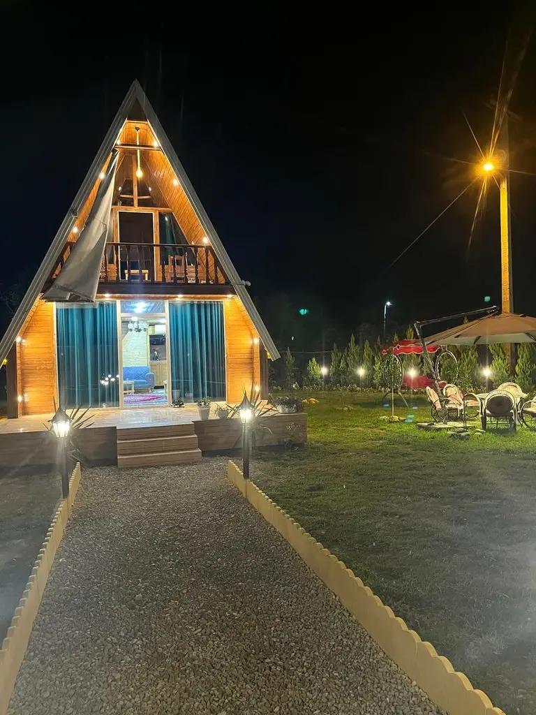 کلبه یک خوابه سوئیسی جهاندیده