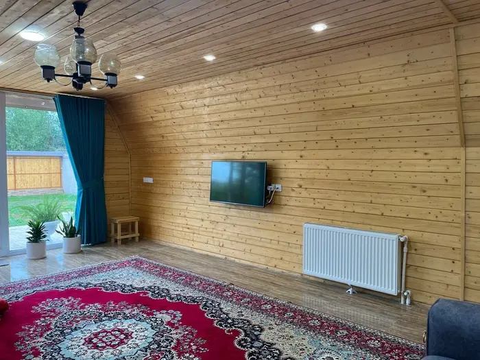 کلبه یک خوابه سوئیسی جهاندیده