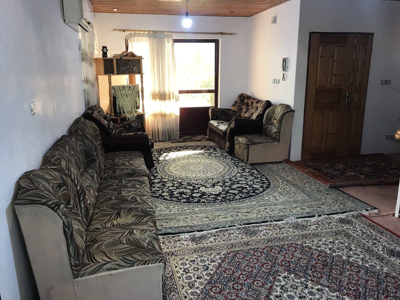 ویلا یک خوابه روستایی افراز - پذیرایی