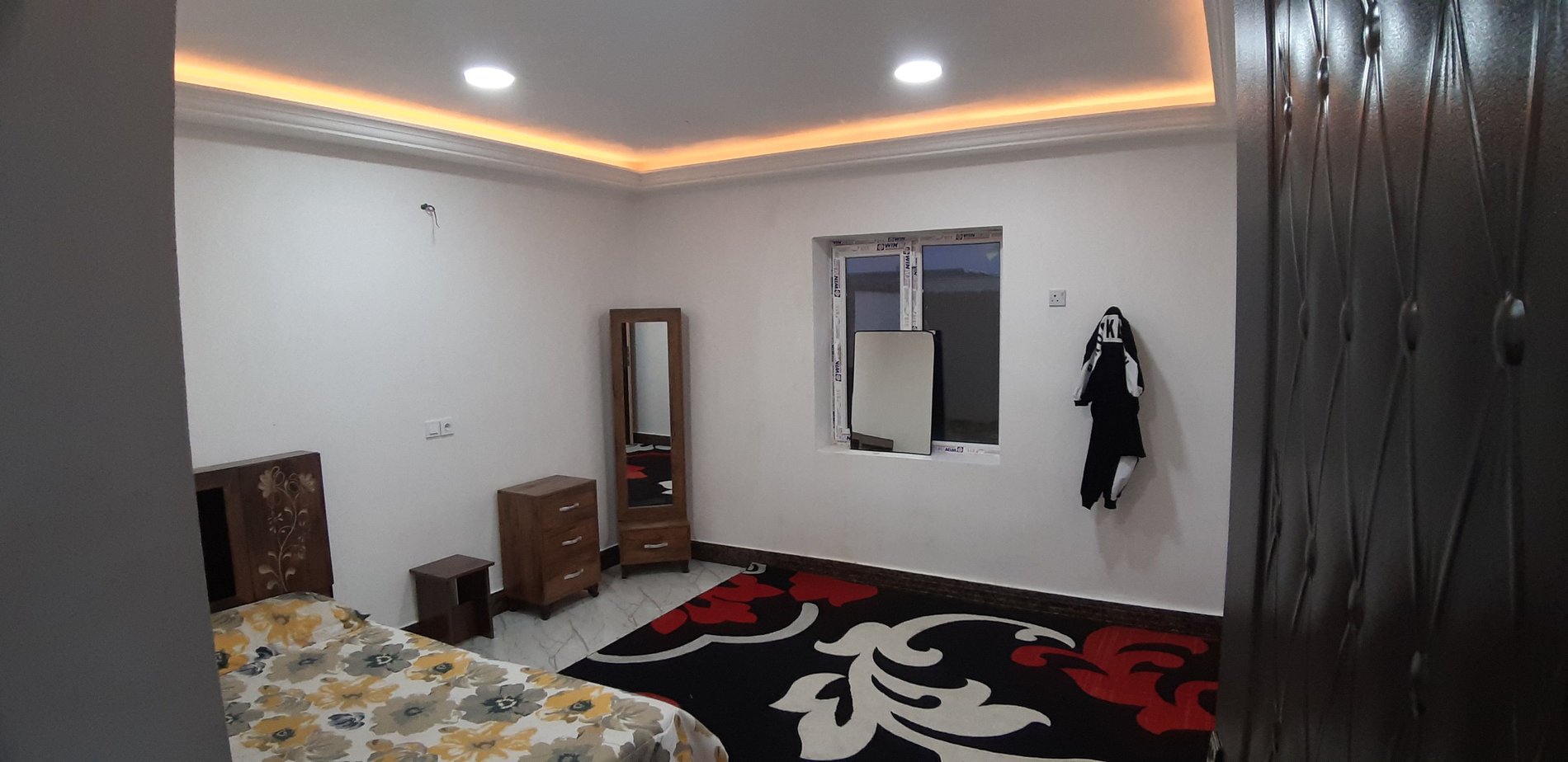 دوخوابه استخردار سفید برفی