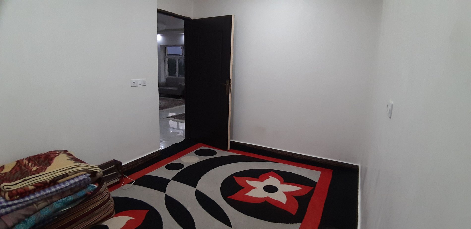 دوخوابه استخردار سفید برفی