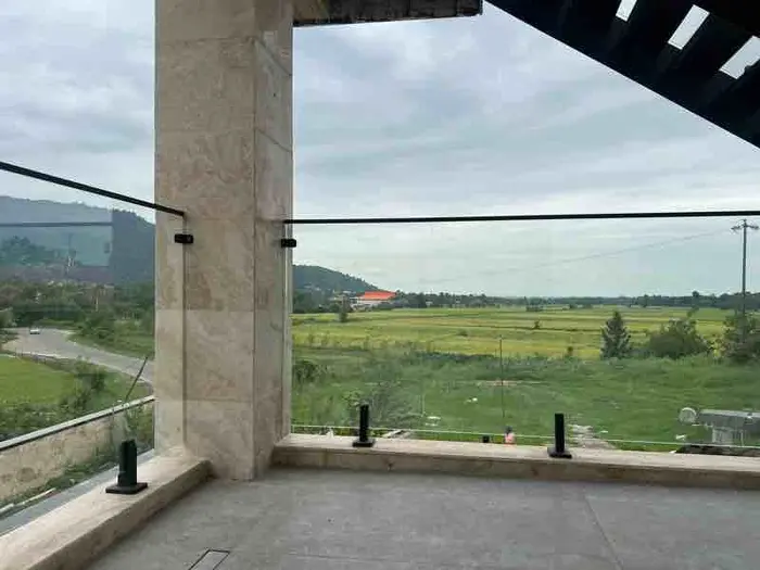 ویلا سه خوابه دوبلکس استخردار آبگرم مُروا - تراس