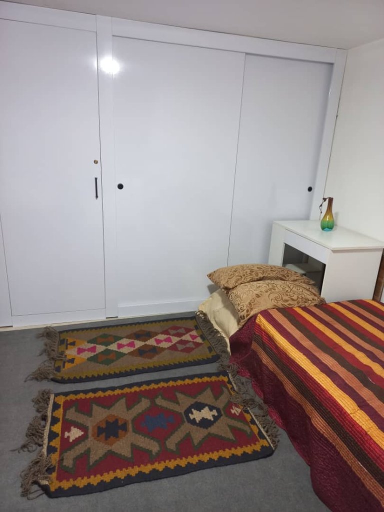 یک خوابه یانه سر