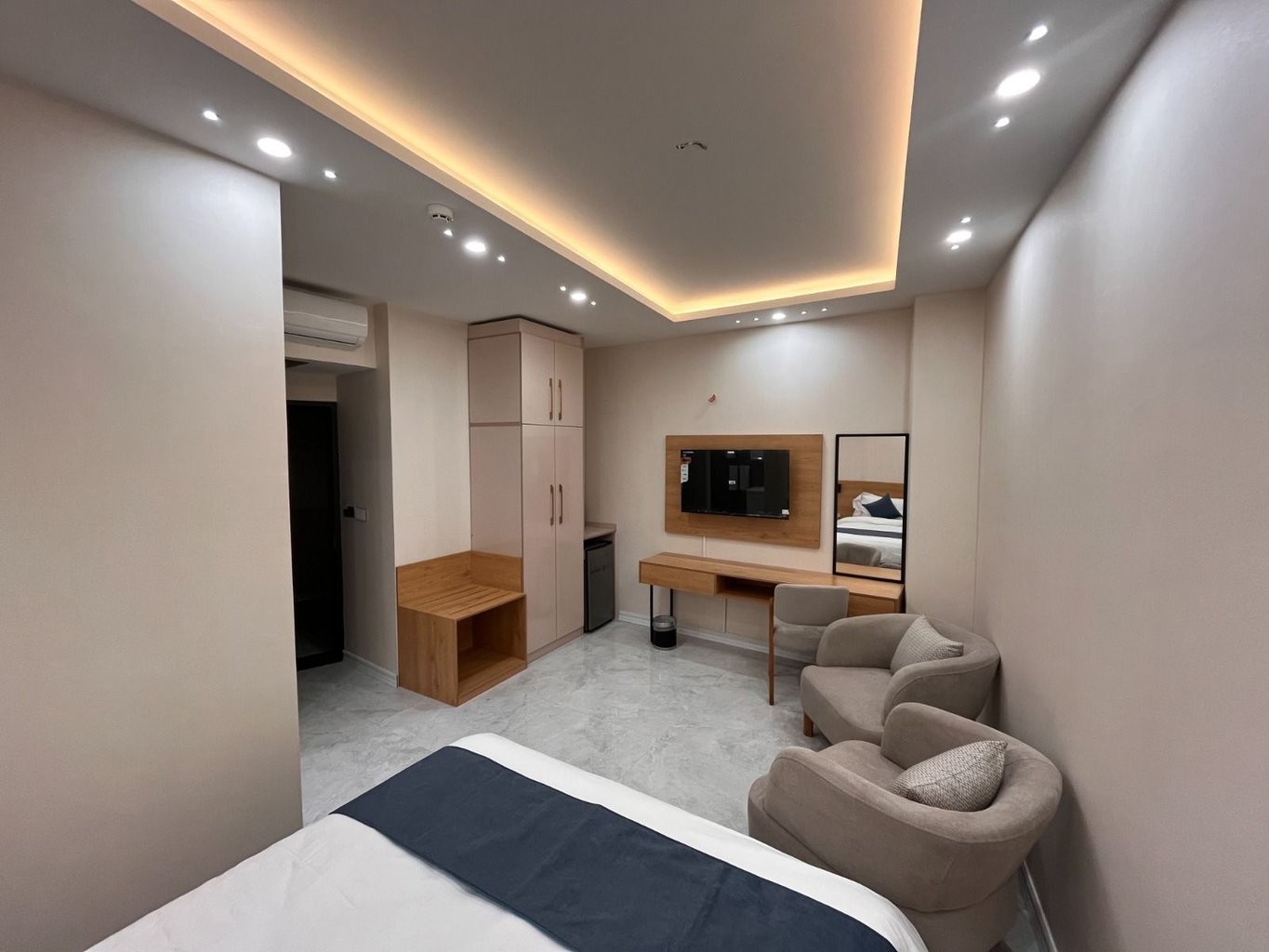 ستاره دایان - واحد دبل اقتصادی