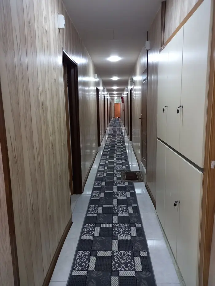 مسافرخانه همایون - واحد سه تخته ۲