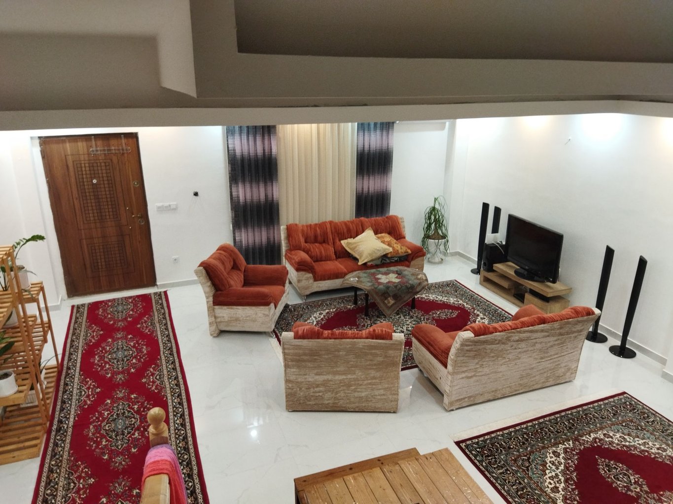 ویلا سه خوابه استخردار آبگرم شاهرخ