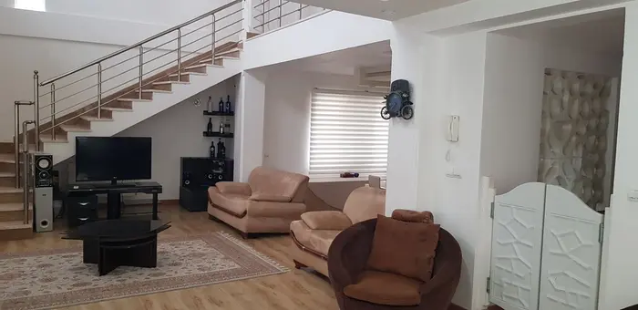 ویلا سه خوابه دوبلکس ساحلی ۲ - پذیرایی ۲