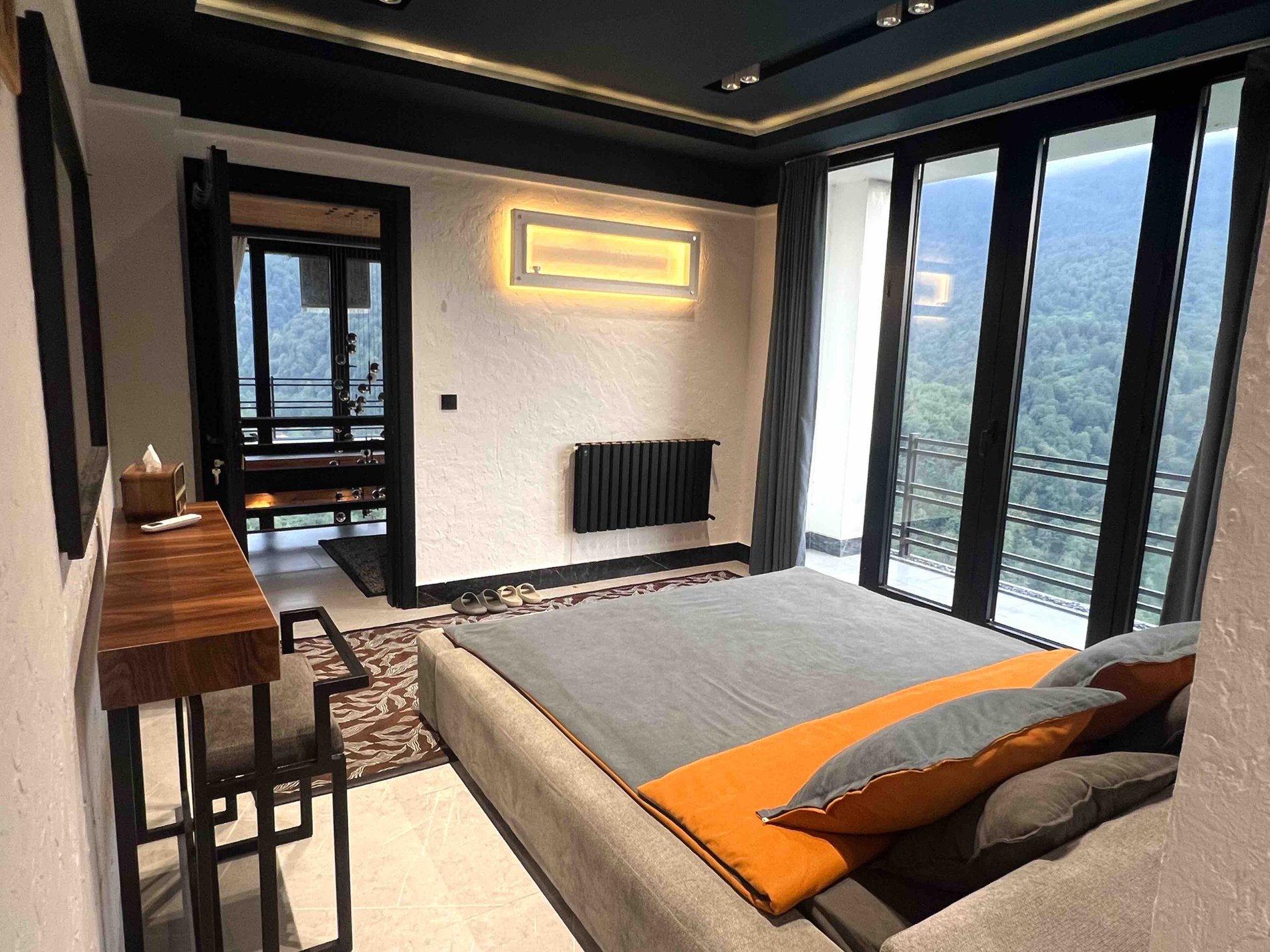 دوخوابه جنگلی استخردار آبگرم دینارسرا