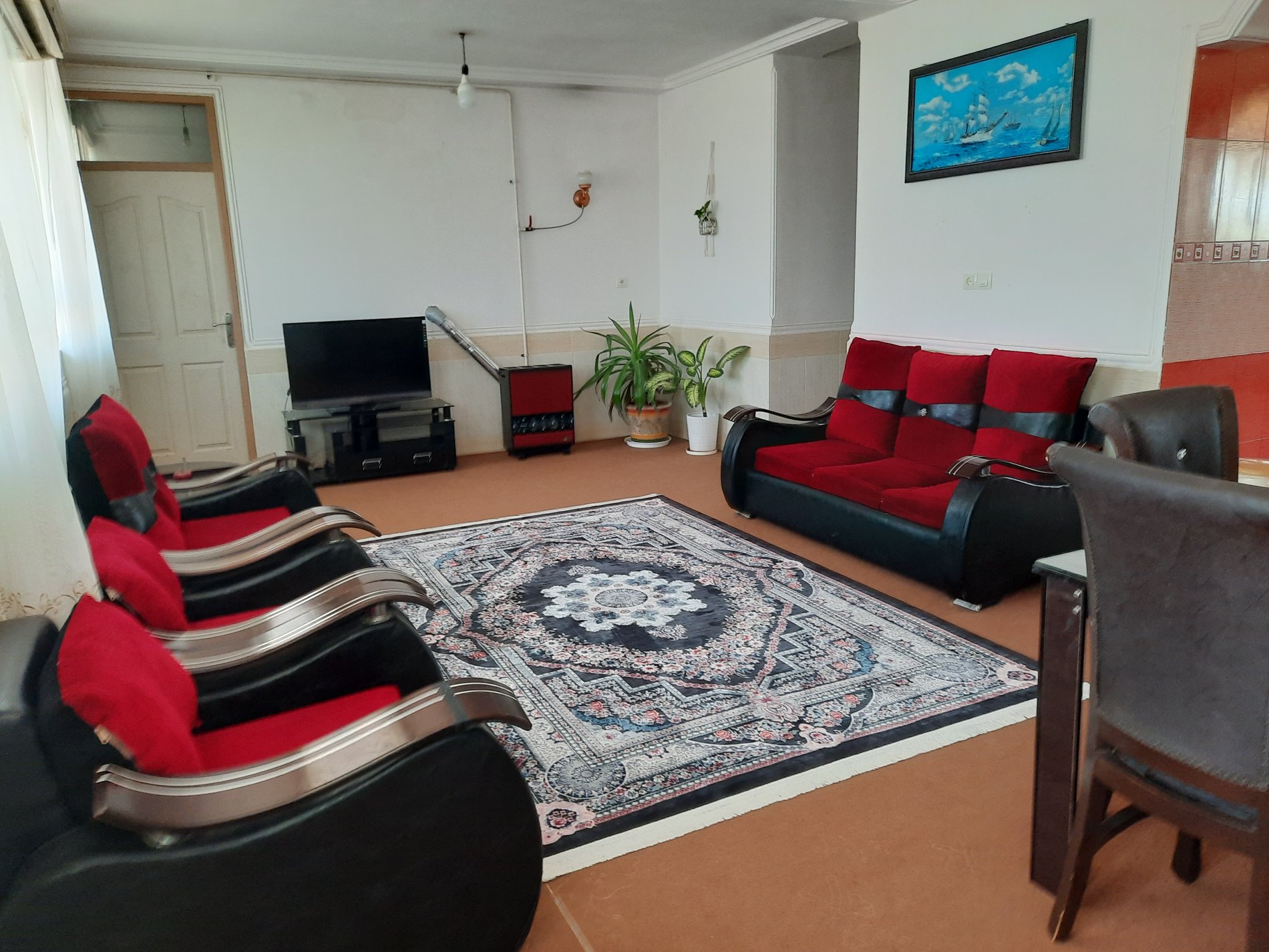 سوئیت سه خوابه خانه نیل