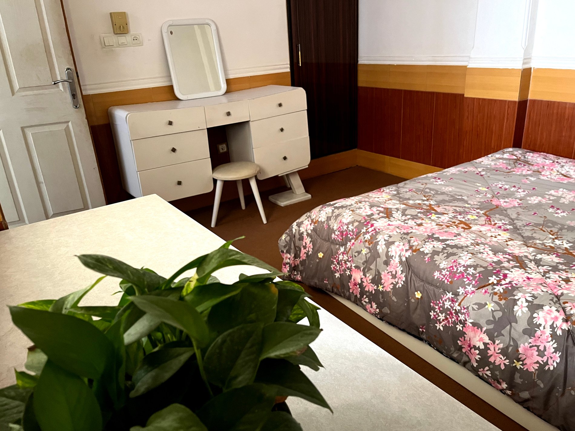 سوئیت سه خوابه خانه نیل