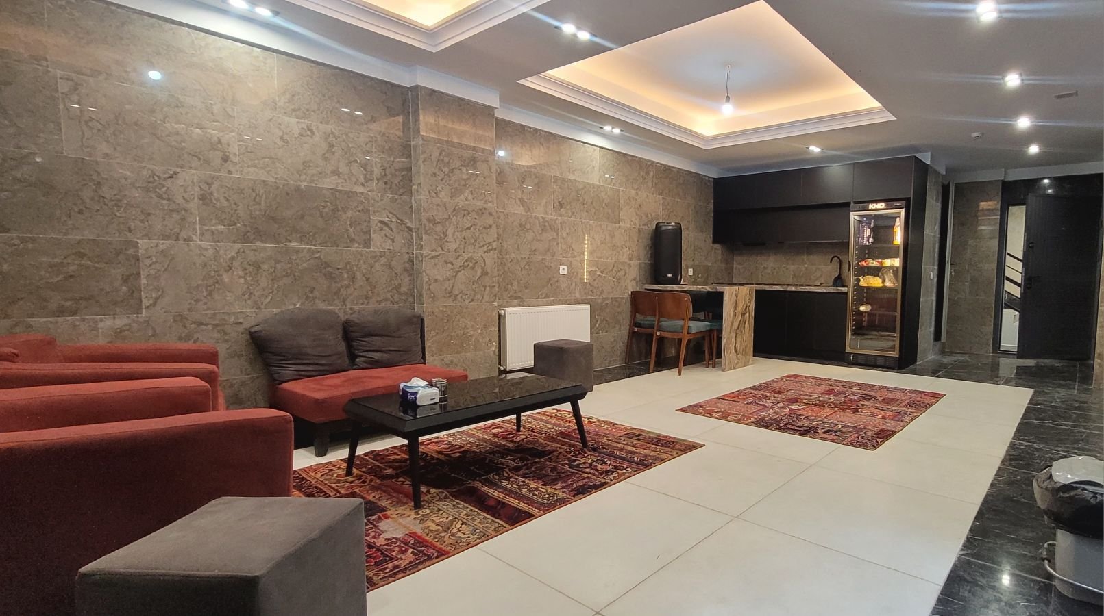 ویلا فلت استخردار آبگرم فاز 1