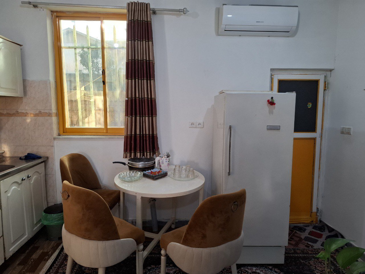 مسافرخانه بردیا 1 - یک خواب بهزاد بخشی دو