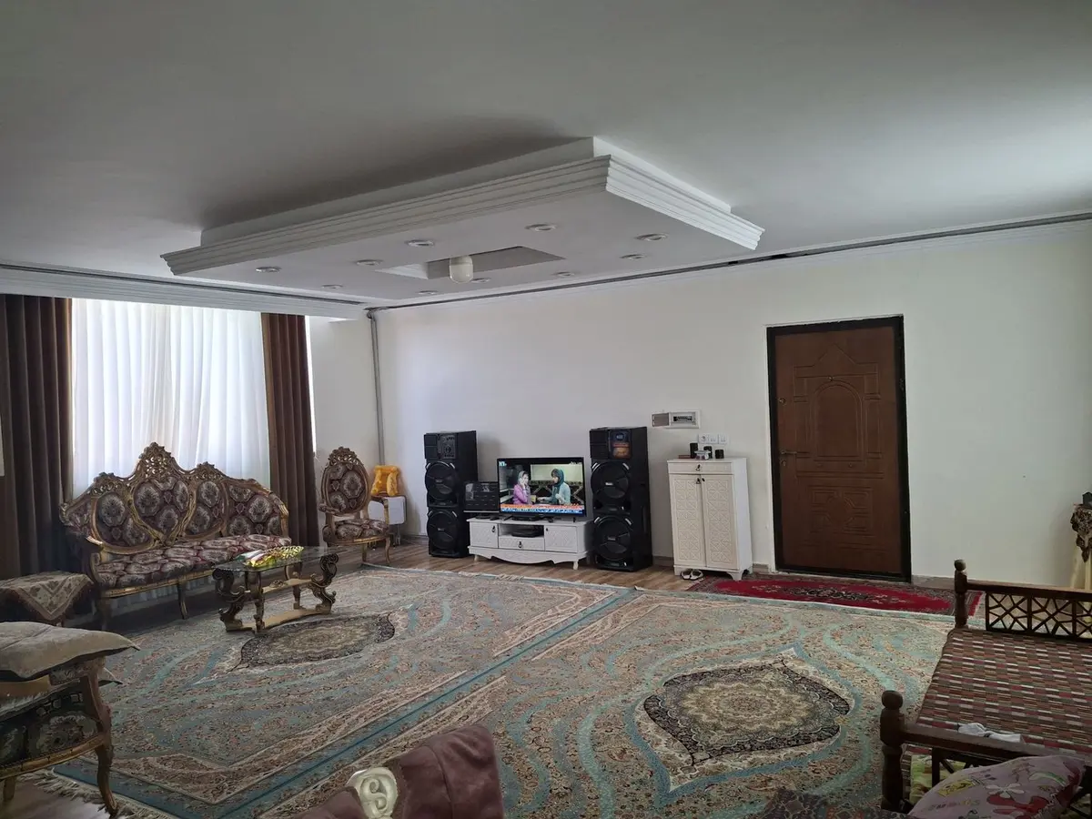 ویلا یک خوابه استخردار احمدی