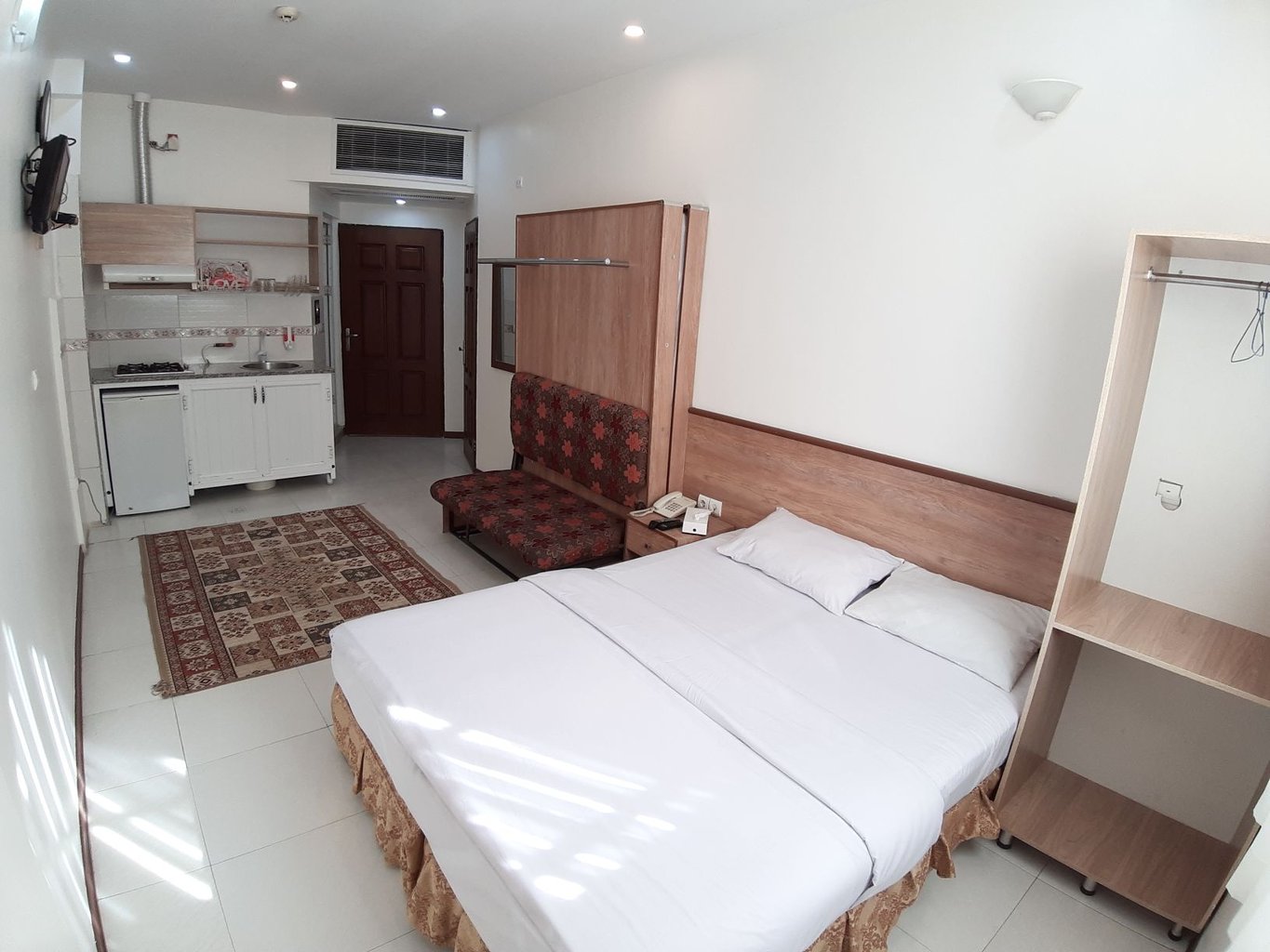 یک خوابه معجزه - واحد چهار تخته ۲