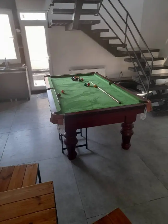 ویلا چهارخوابه استخردار آبگرم نگین