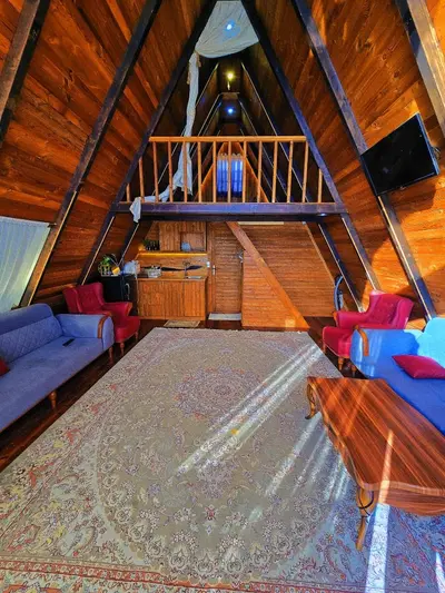 کلبه یک خوابه سوئیسی استخردار صفری اکبرآباد