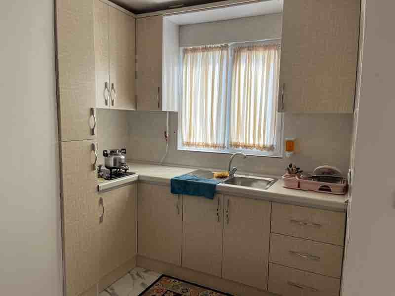 آپارتمان دوخوابه مومنان ۱۶ - انتخاب عنوان تصویر