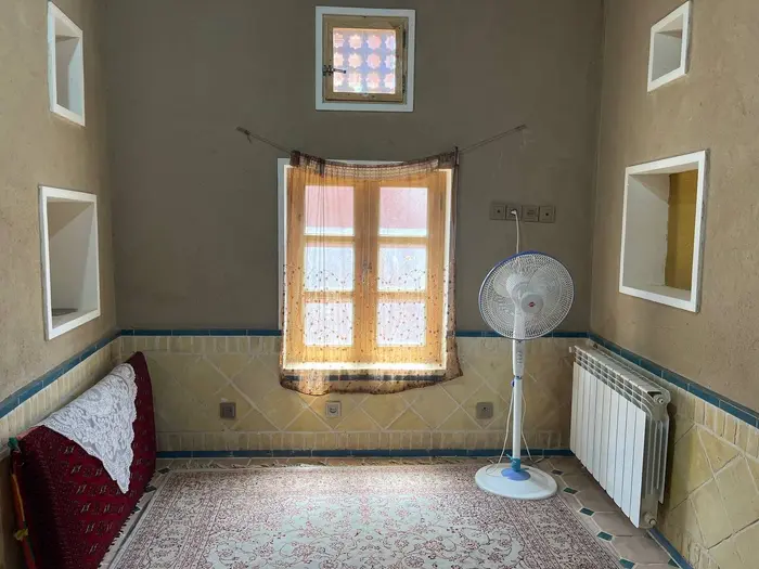 اقامتگاه سنتی پِل ابیانه - واحد 1