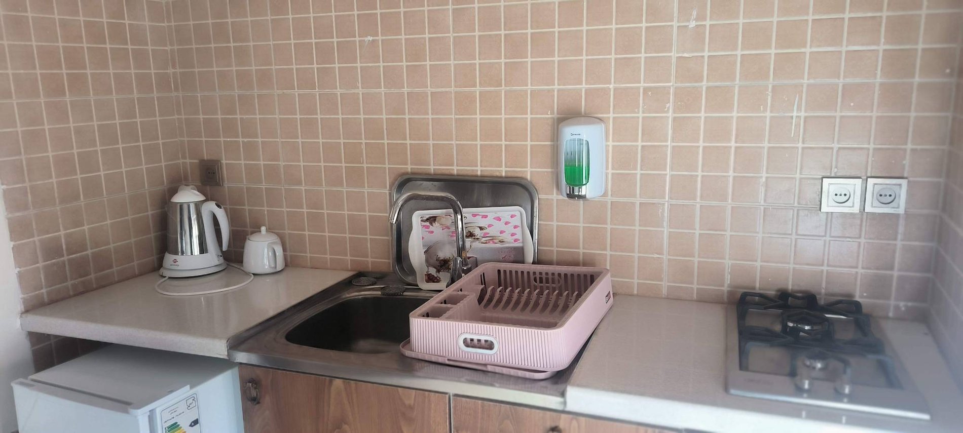 اقامتگاه سنتی پِل ابیانه - واحد 1