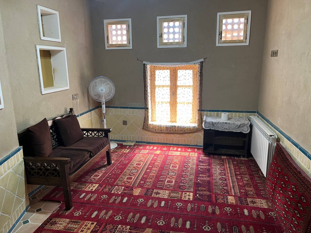 اقامتگاه سنتی سوئیت خانقاه ابیانه - واحد ۲