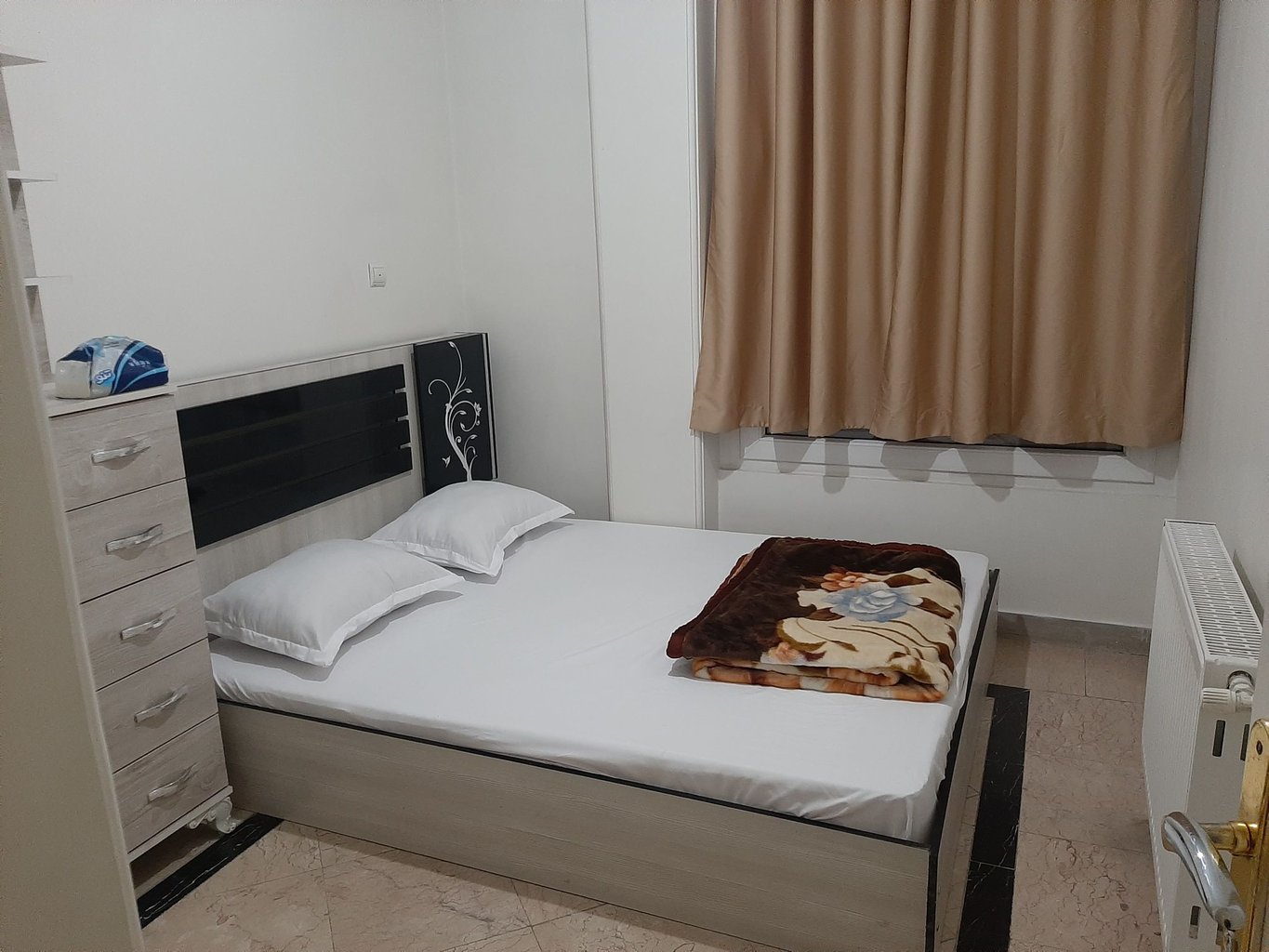 آپارتمان دوخوابه کیانمهر ۱