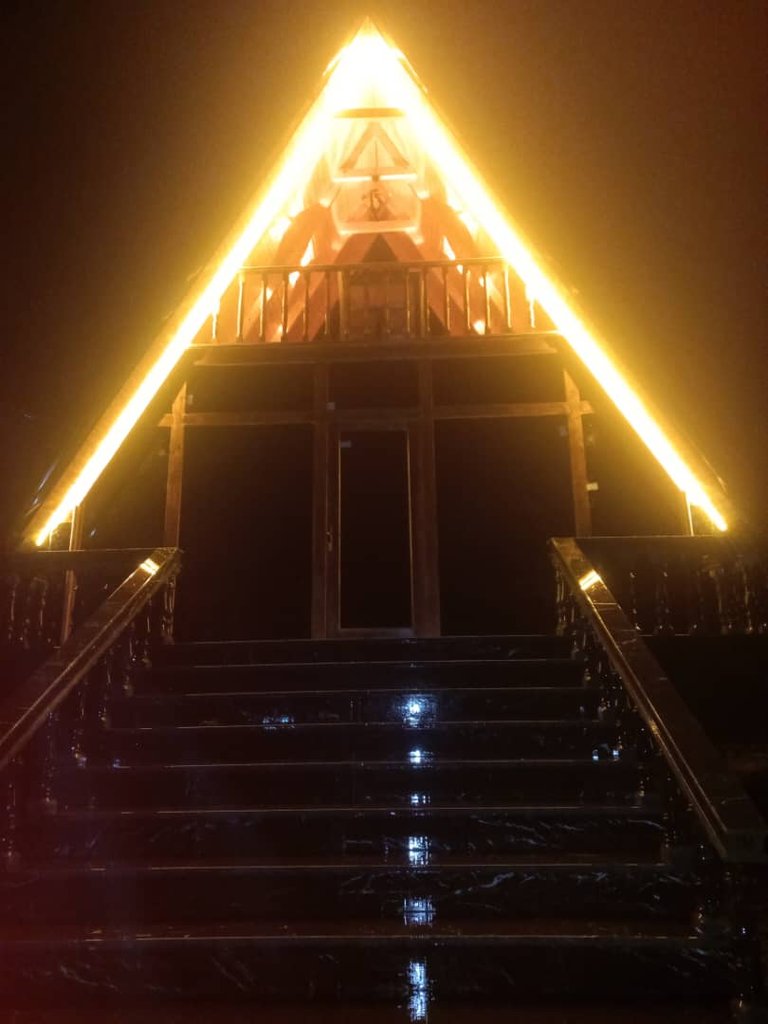 کلبه دوخوابه جکوزی دار رهام