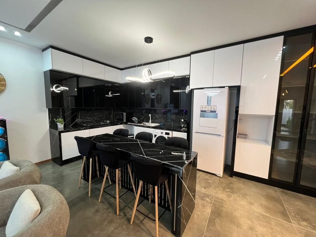 ویلا سه خوابه دوبلکس استخردار مدرن 13