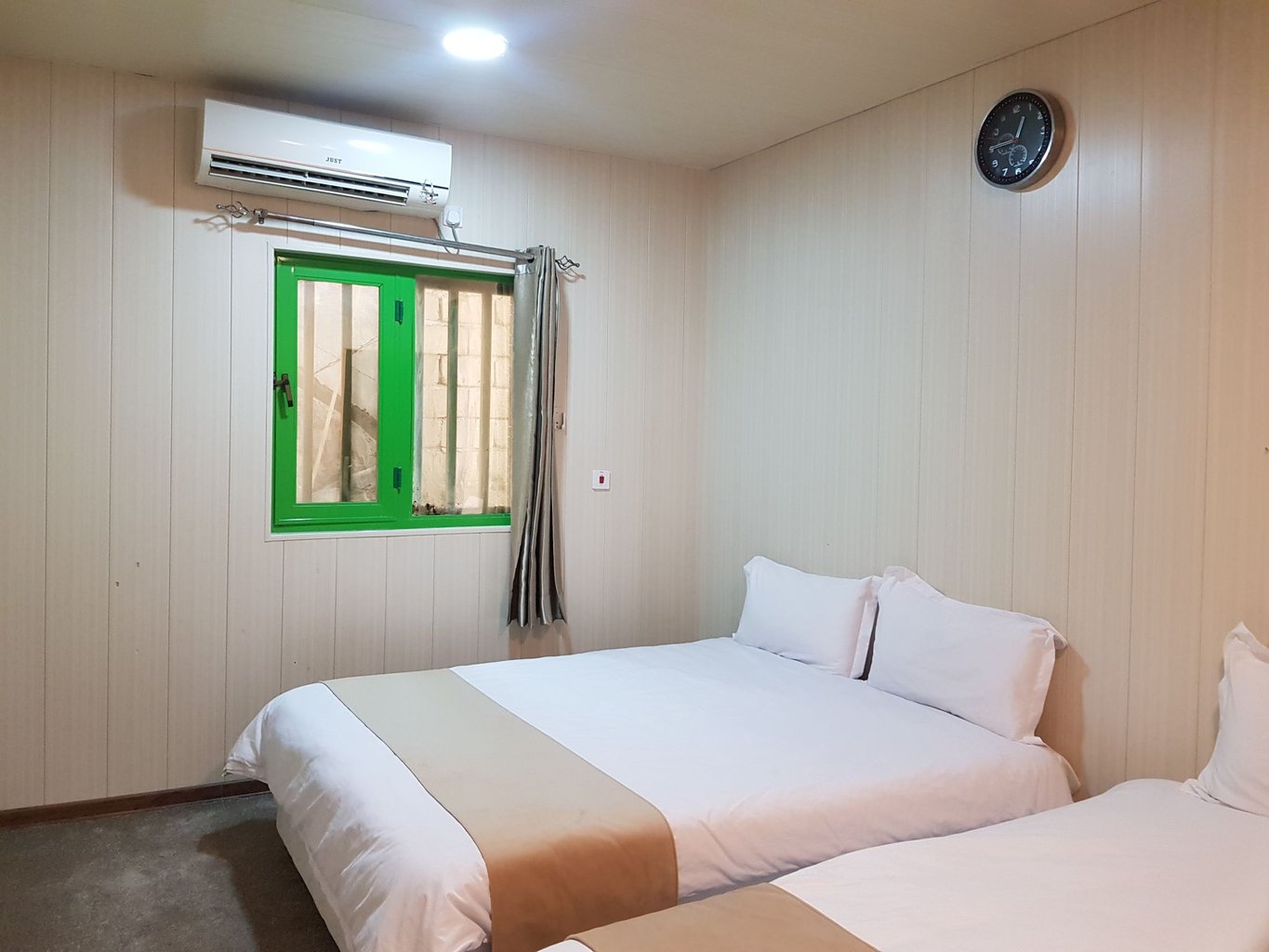 مجتمع اقامتگاهی هتل قصر - واحد ۱۰۳