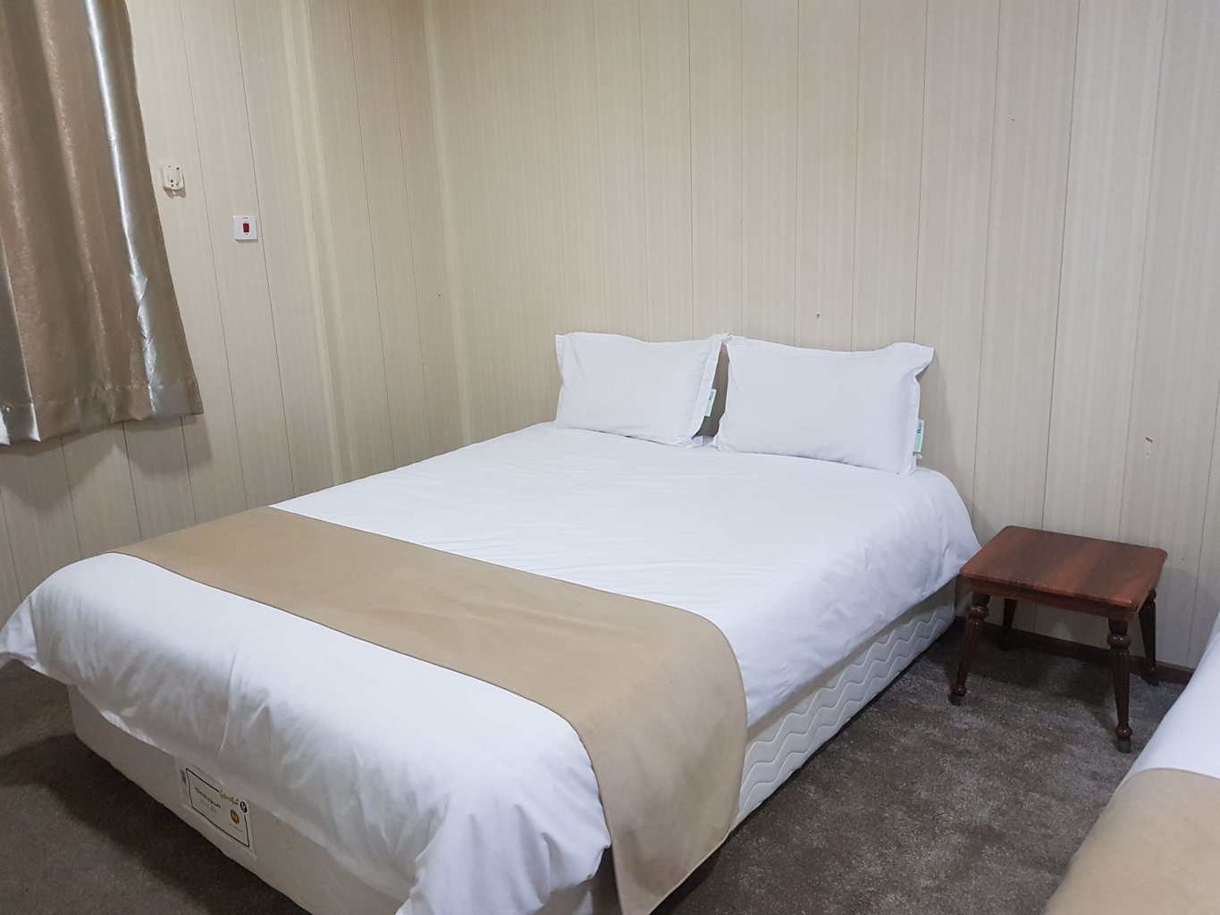 مجتمع اقامتگاهی هتل قصر - واحد ۱۰۶