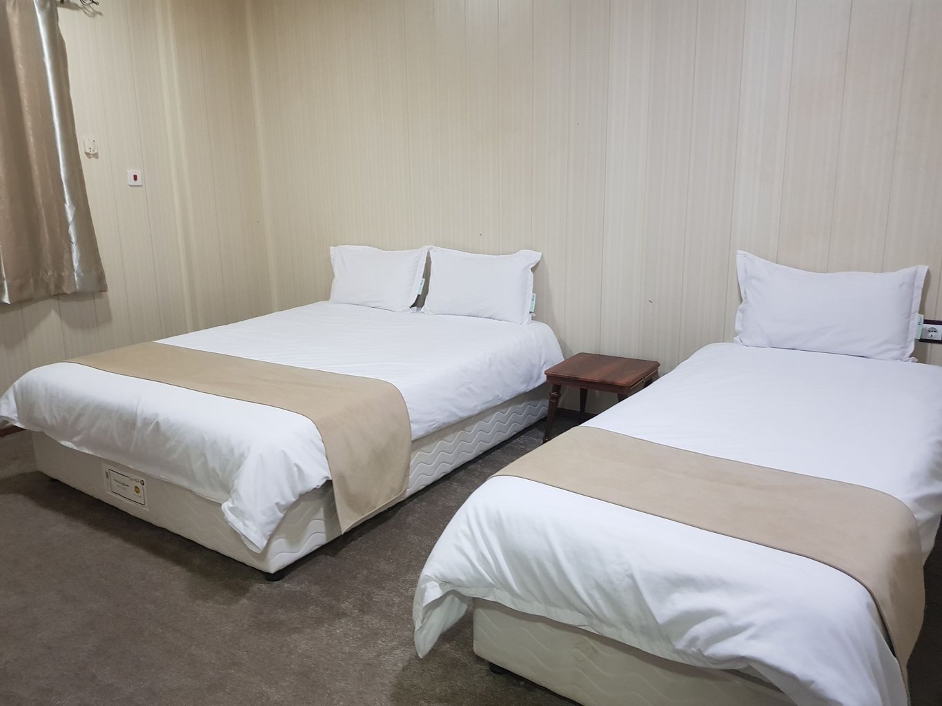 مجتمع اقامتگاهی هتل قصر - واحد ۱۰۶