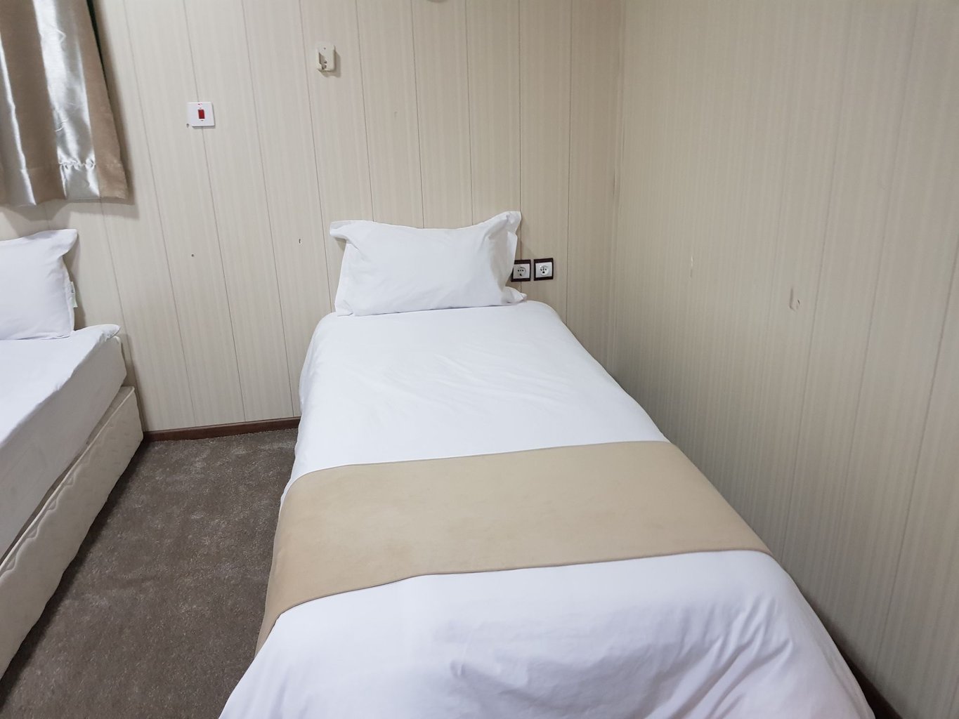 مجتمع اقامتگاهی هتل قصر - واحد ۱۰۳