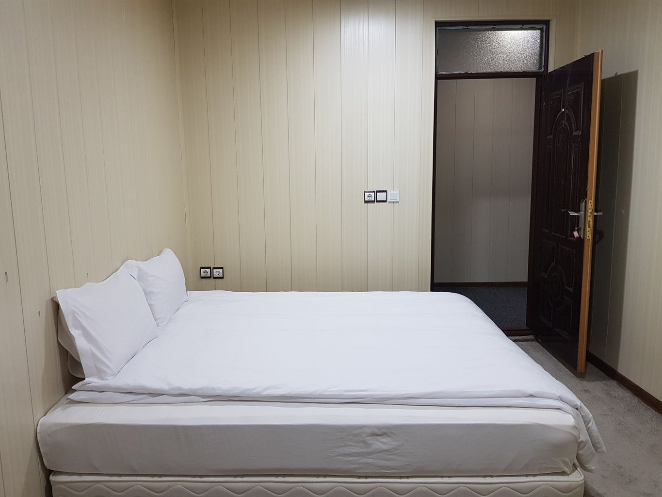 مجتمع اقامتگاهی هتل قصر - واحد ۲۰۱